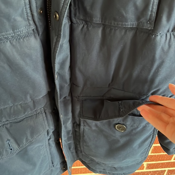 Tommy Hilfiger Men’s heavyweight winter coat size medium - Picture 3 of 8